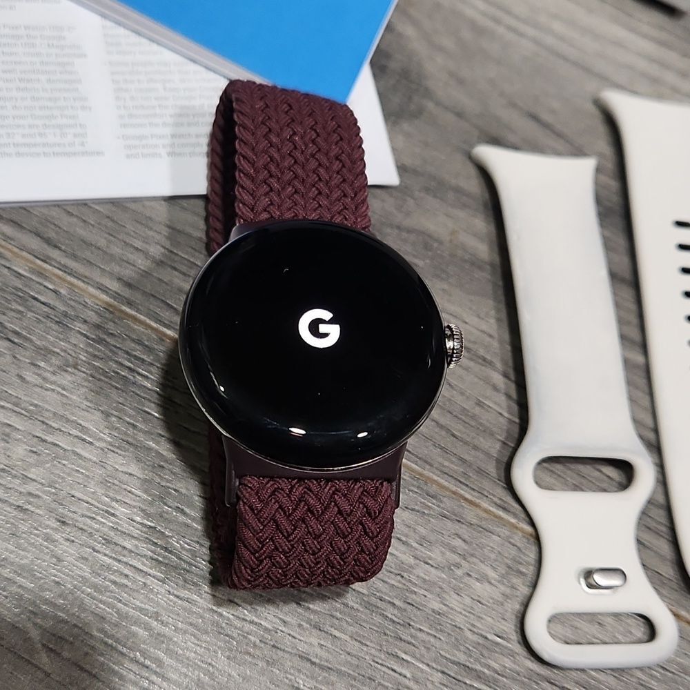 Google Pixel Watch 2 W/New Extra Brown Cloth Stretch Band